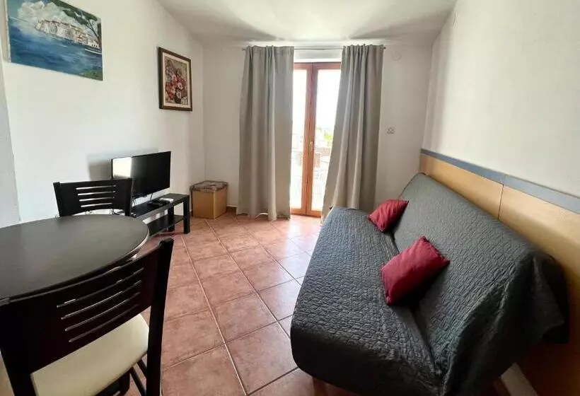 ペンション Linc Rooms & Apartments