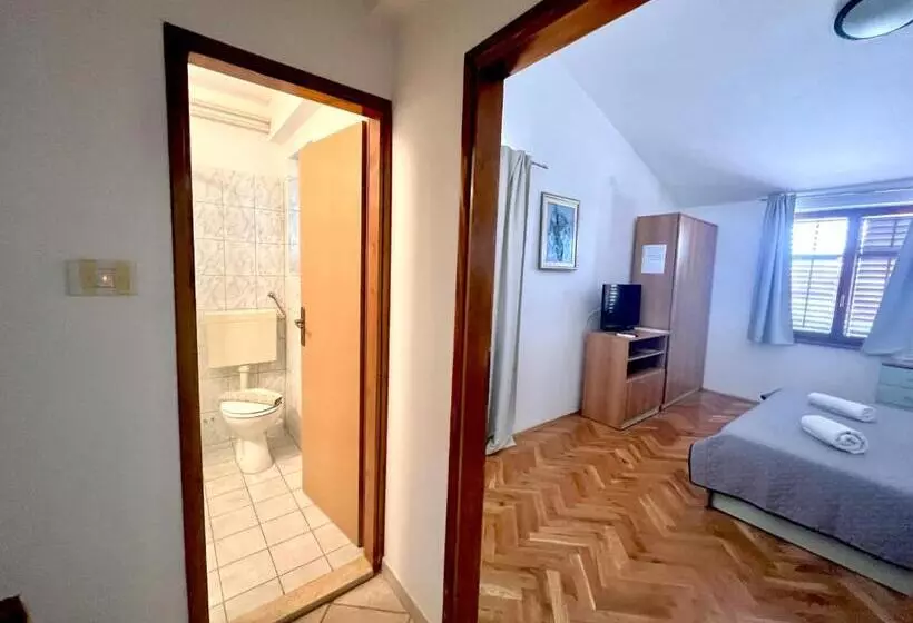 ペンション Linc Rooms & Apartments
