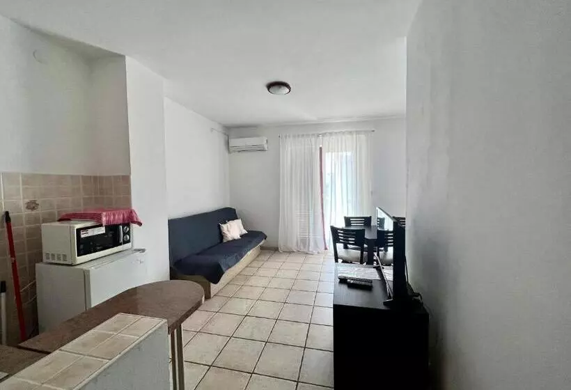 ペンション Linc Rooms & Apartments