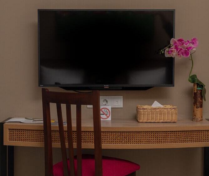 ホテル Royal Regantris Trawangan