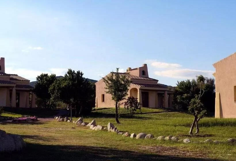 Lomakeskus Family Rooms Budoni