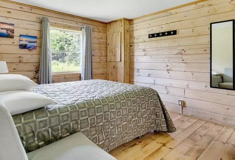 Hotelli Ingonish Chalets