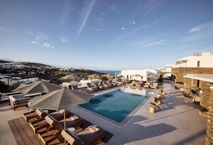 ホテル Nival Boutique