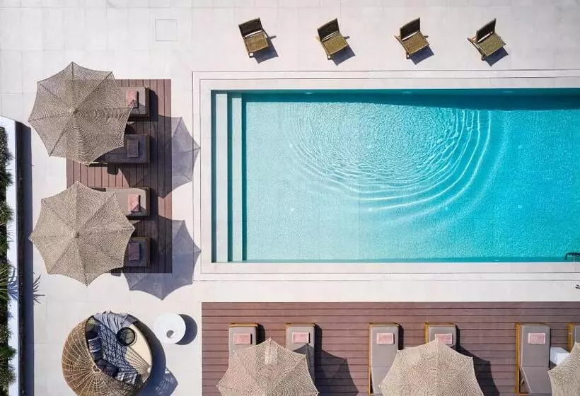 Hotelli Nival Boutique