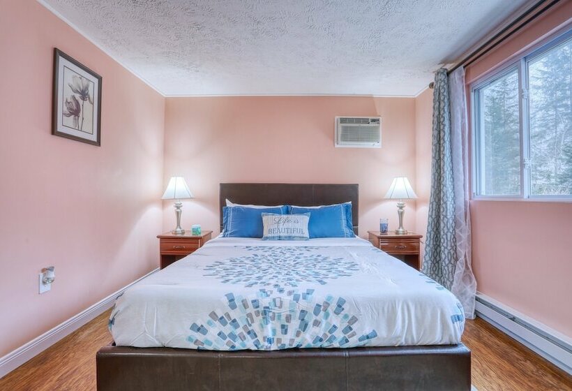 New Bright And Relaxing Cabin With Fireplace And Firepit