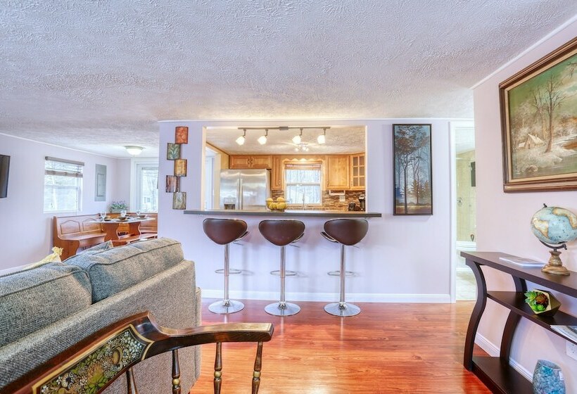 New Bright And Relaxing Cabin With Fireplace And Firepit