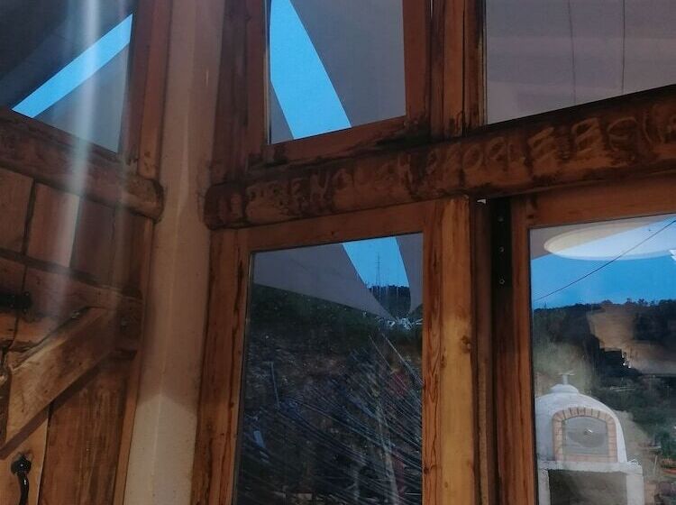 The Farm, Maria Serrao Aljezur