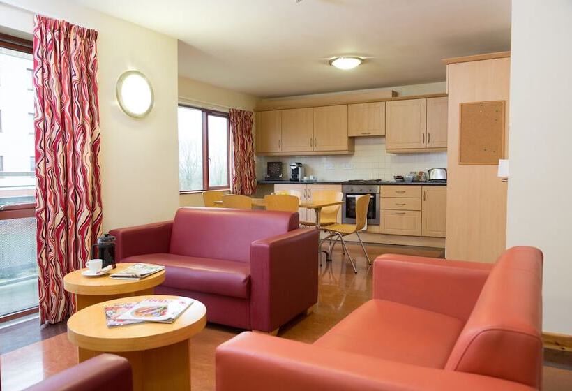 فندق Cappavilla Village Castletroy Limerick Ireland