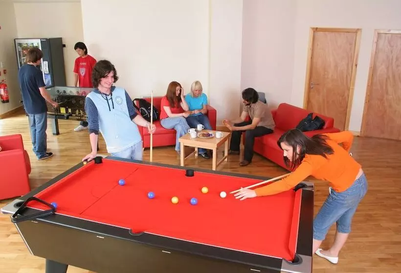 هتل Cappavilla Village Castletroy Limerick Ireland