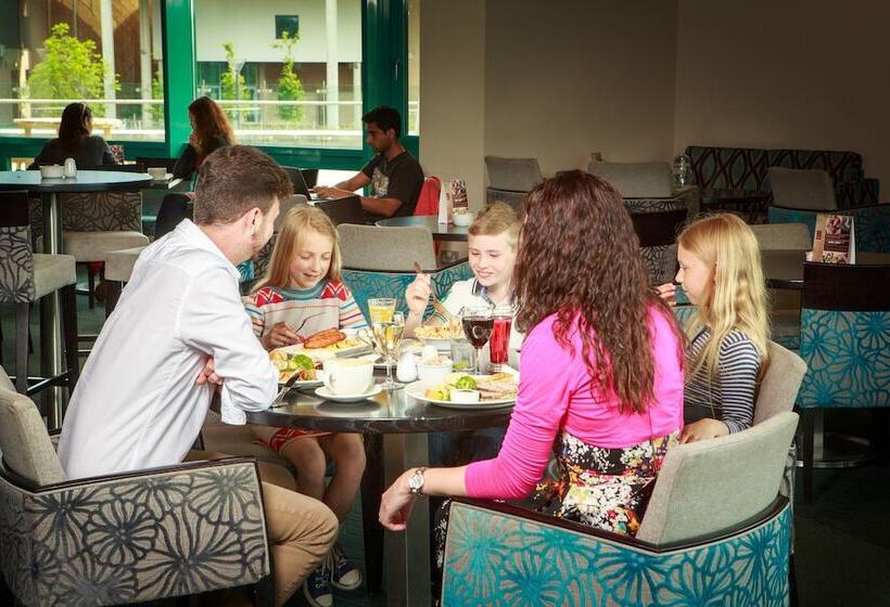 فندق Cappavilla Village Castletroy Limerick Ireland