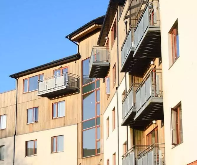 هتل Cappavilla Village Castletroy Limerick Ireland