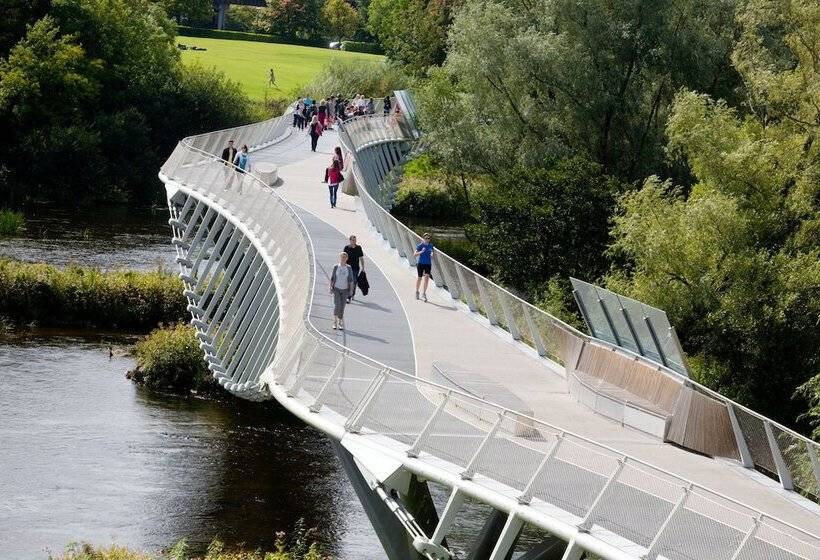 فندق Cappavilla Village Castletroy Limerick Ireland