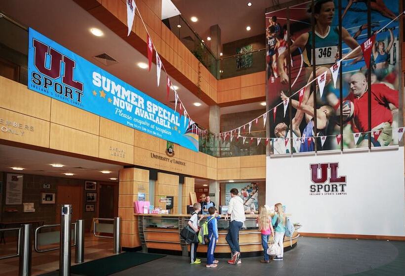 فندق Cappavilla Village Castletroy Limerick Ireland