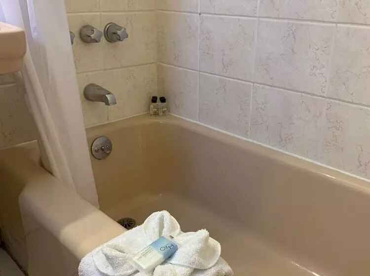 ホテル The Villas On Lake George