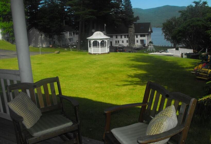 בית מלון כפרי The Villas On Lake George