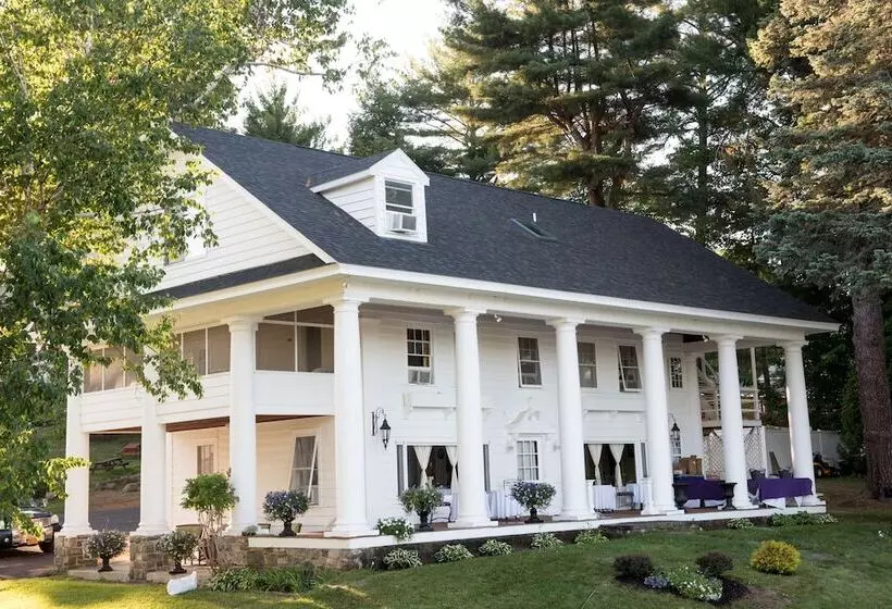 ホテル The Villas On Lake George