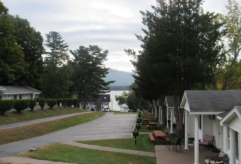 בית מלון כפרי The Villas On Lake George