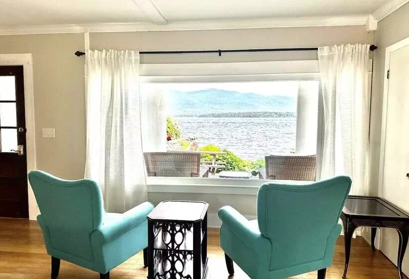 ホテル The Villas On Lake George