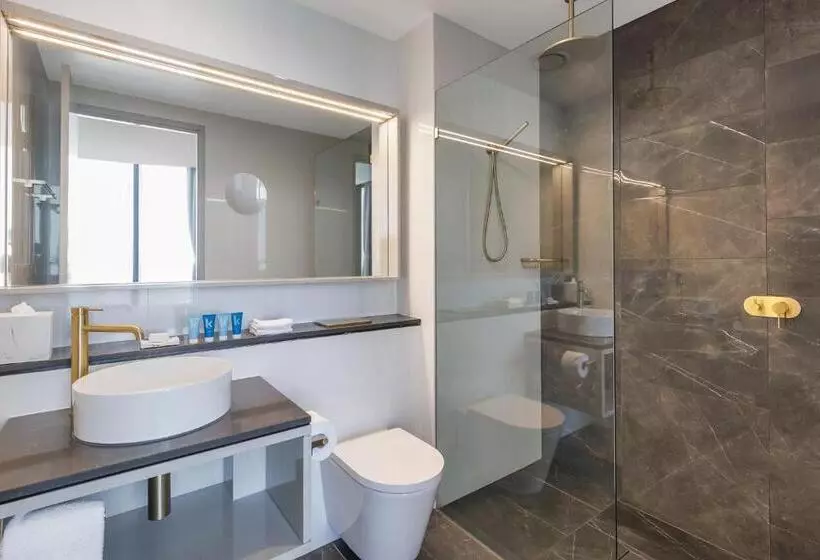 Meriton Suites Surfers Paradise