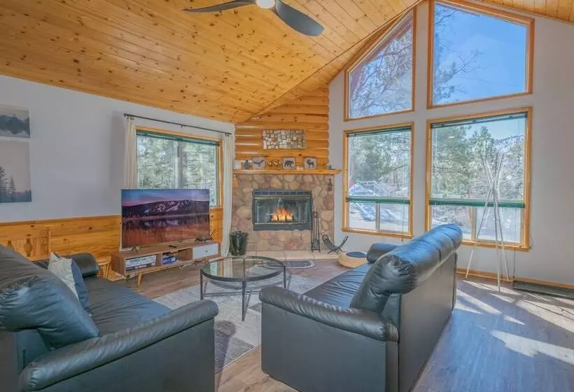 Moonridge Treehouse