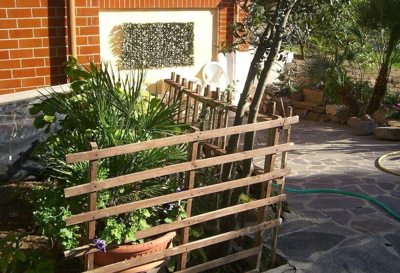 צימר Sa Domu Sarda   Apartment With Terrace 2