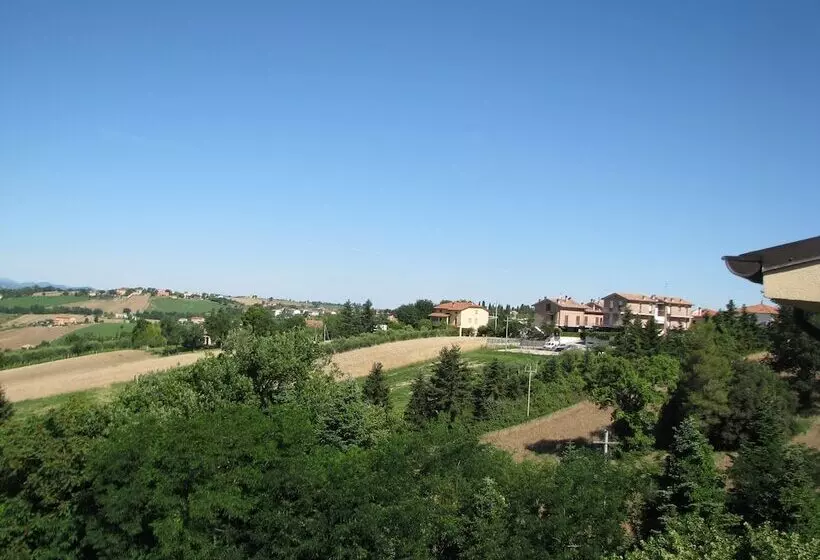 Aamiaismajoitus (B&B) Settecolli Sport Hostel   Triple Room 104