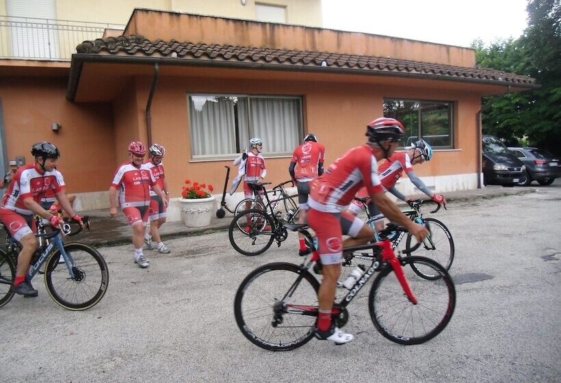 Bed and Breakfast Settecolli Sport Hostel   Triple Room 104