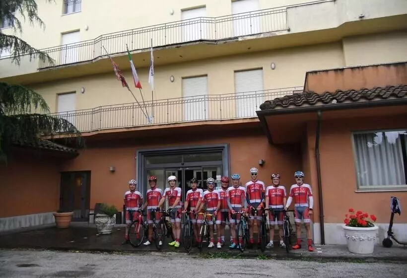 Aamiaismajoitus (B&B) Settecolli Sport Hostel   Triple Room 106