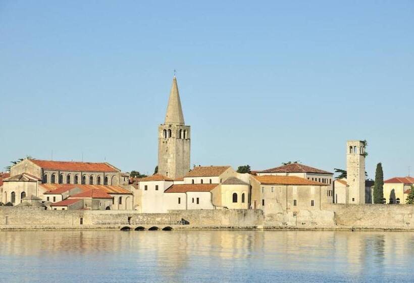 膳宿费 Alessio Premium Rooms   King Room 4