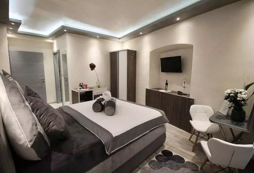 ペンション Alessio Premium Rooms   King Room 4