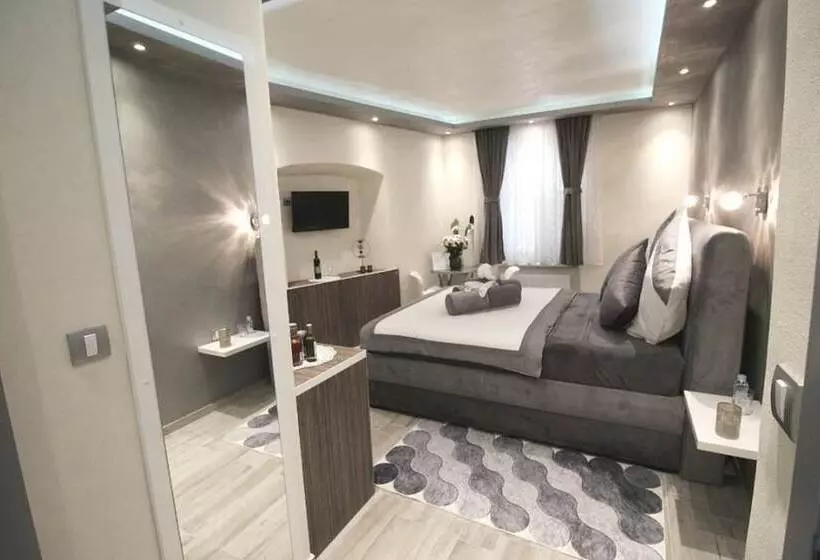 ペンション Alessio Premium Rooms   King Room 4