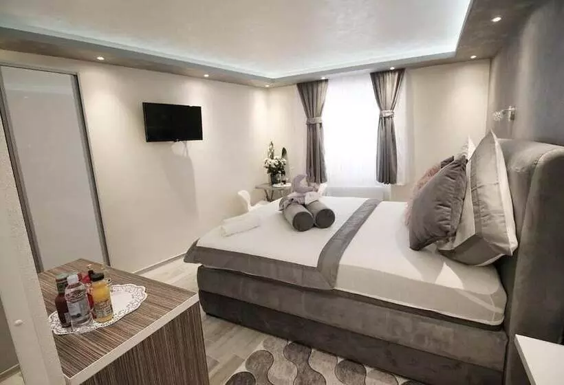 ペンション Alessio Premium Rooms