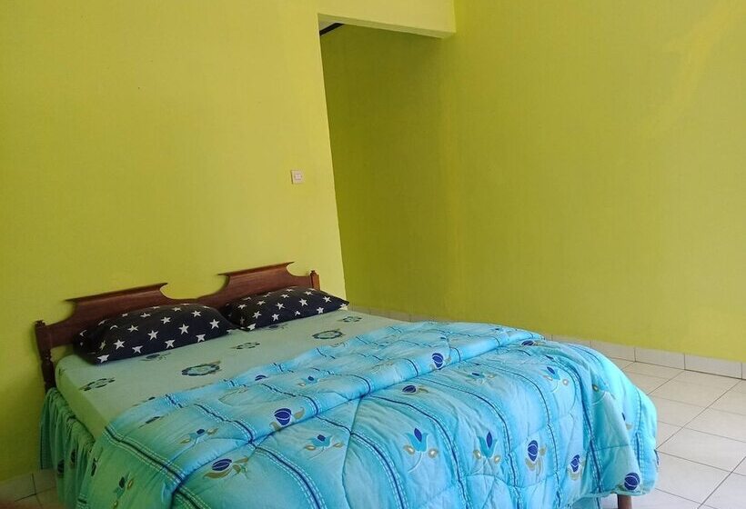 פנסיון Bukit Senaru Homestay