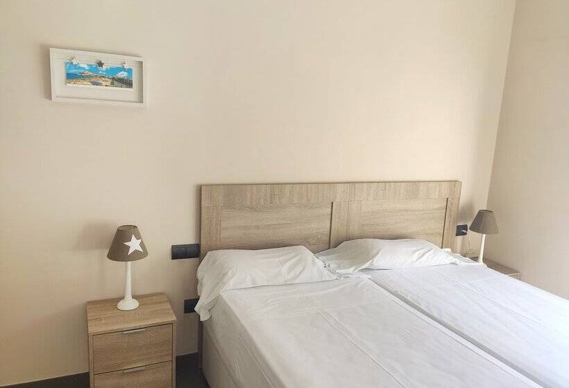 Apartamentos Aguamarina 3000