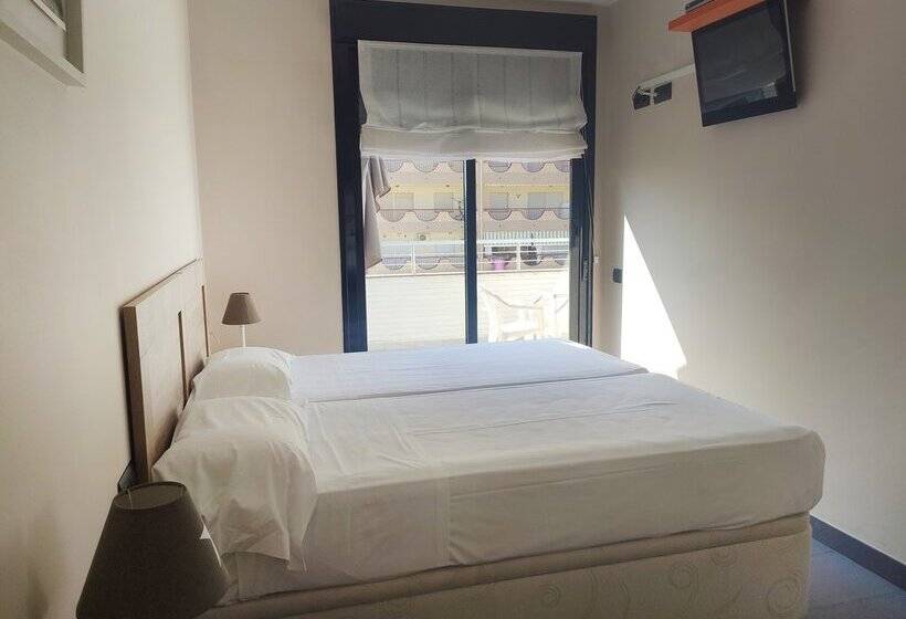 Apartamentos Aguamarina 3000