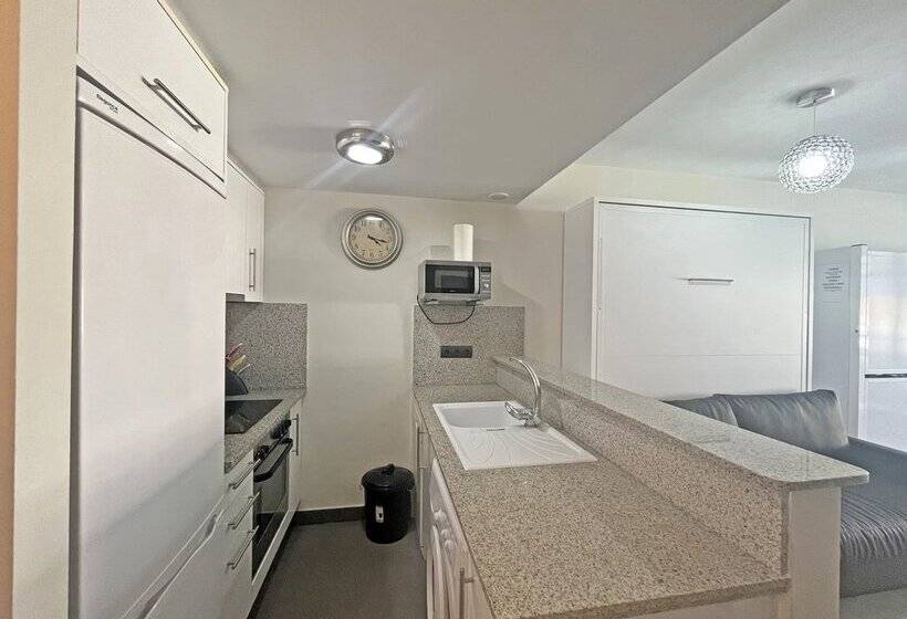 Apartamentos Aguamarina 3000