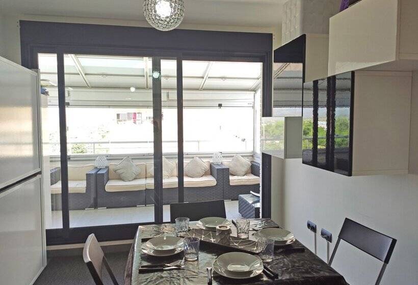 Apartamentos Aguamarina 3000