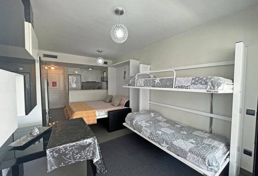 Apartamentos Aguamarina 3000