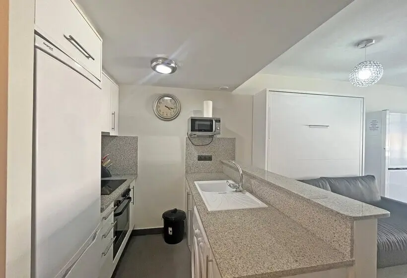 Apartamentos Aguamarina 3000