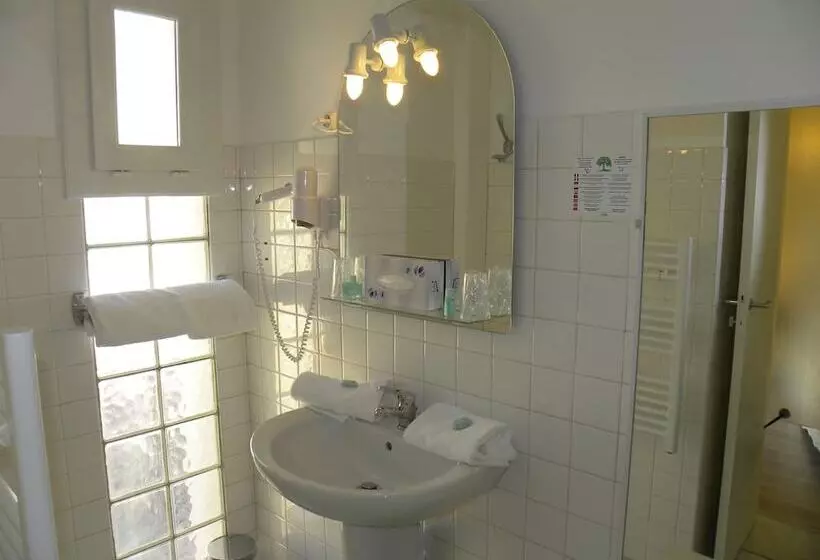 ホテル Anglade Hôtel
