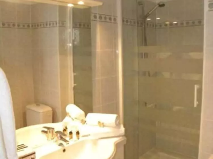 ホテル Anglade Hôtel