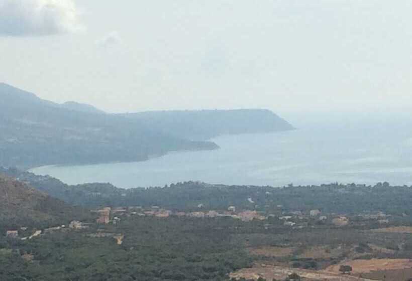 Kalypso Studios & Apartments