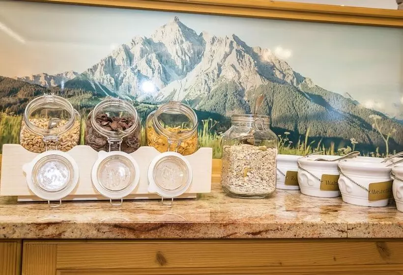 Aktiv & Vitalhotel Bergcristall