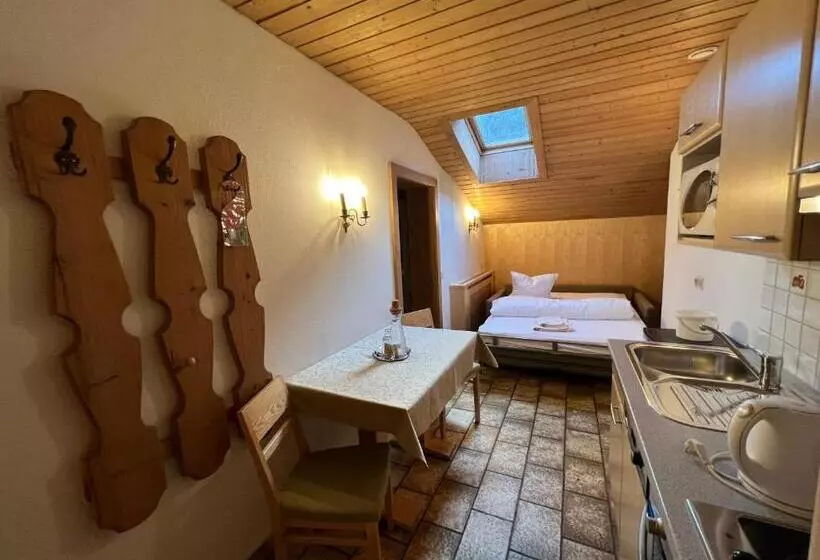 ベッドアンドブレックファースト Ladestatthof