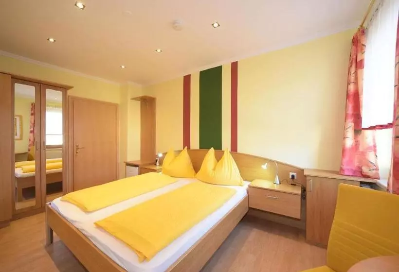 مبيت وإفطار Pension Oberwinkler