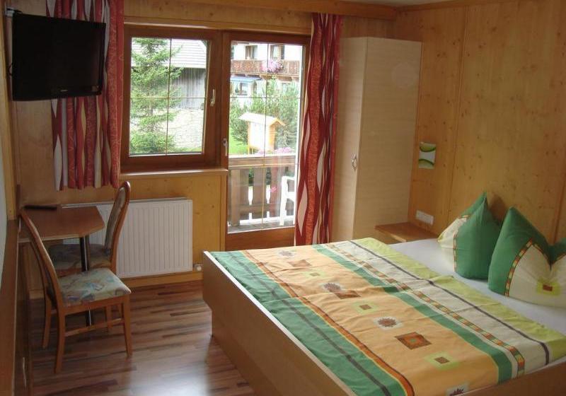 مبيت وإفطار Pension Europa