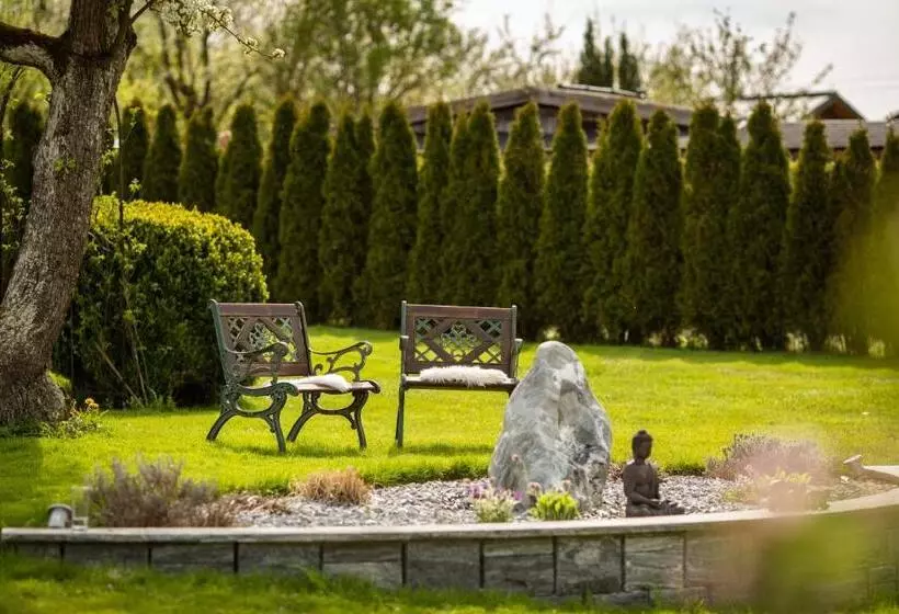 ベッドアンドブレックファースト Pension Knoll