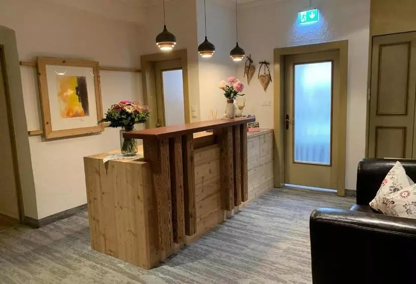 Aamiaismajoitus (B&B) Garni Tirolerhof