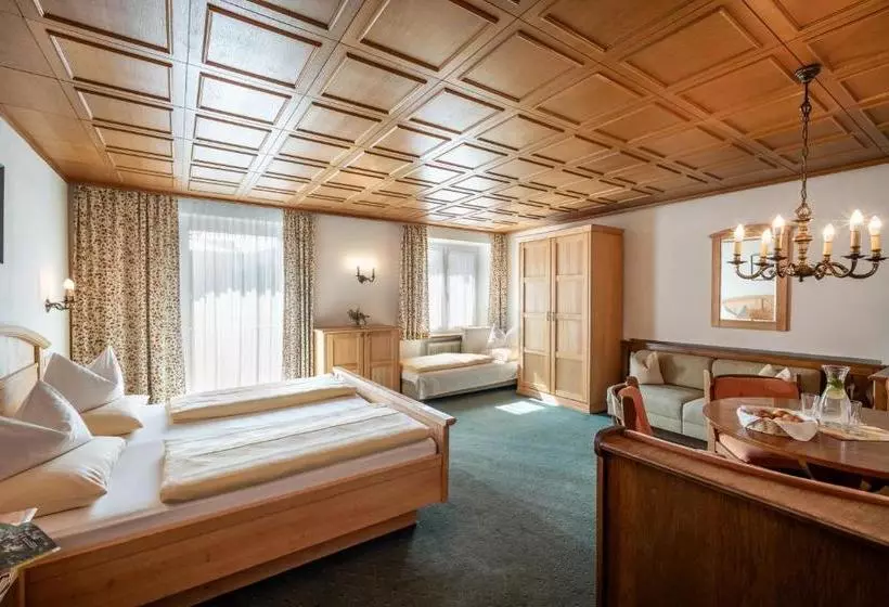 Aamiaismajoitus (B&B) Garni Tirolerhof