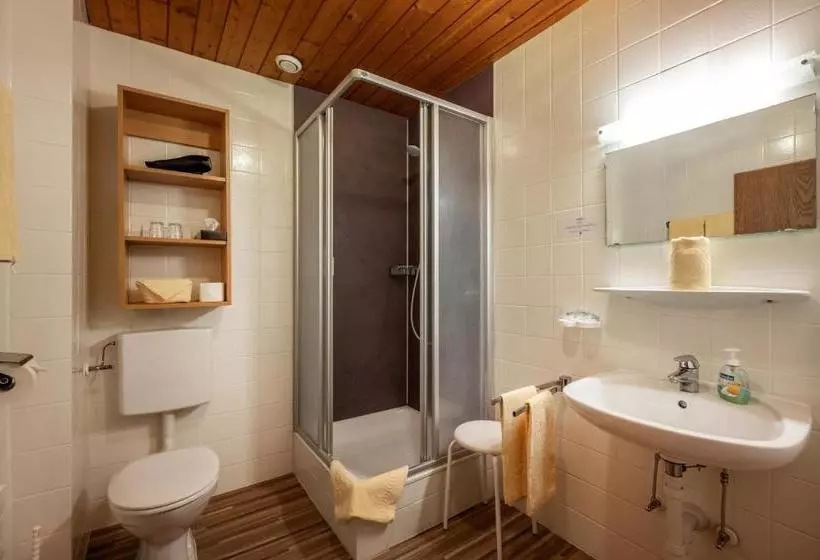 Aamiaismajoitus (B&B) Garni Tirolerhof